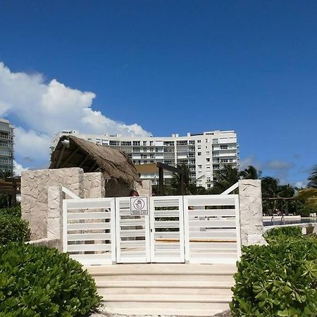 Hermoso Condo De 2 Habitaciones Frente Al Caribe Cancún Kültér fotó