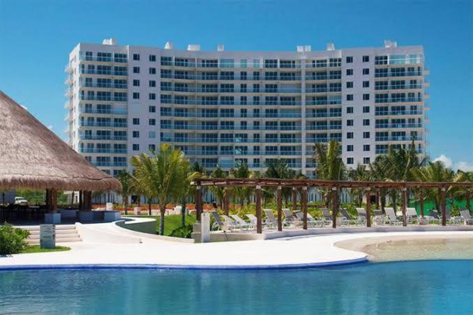 Hermoso Condo De 2 Habitaciones Frente Al Caribe Cancún Kültér fotó